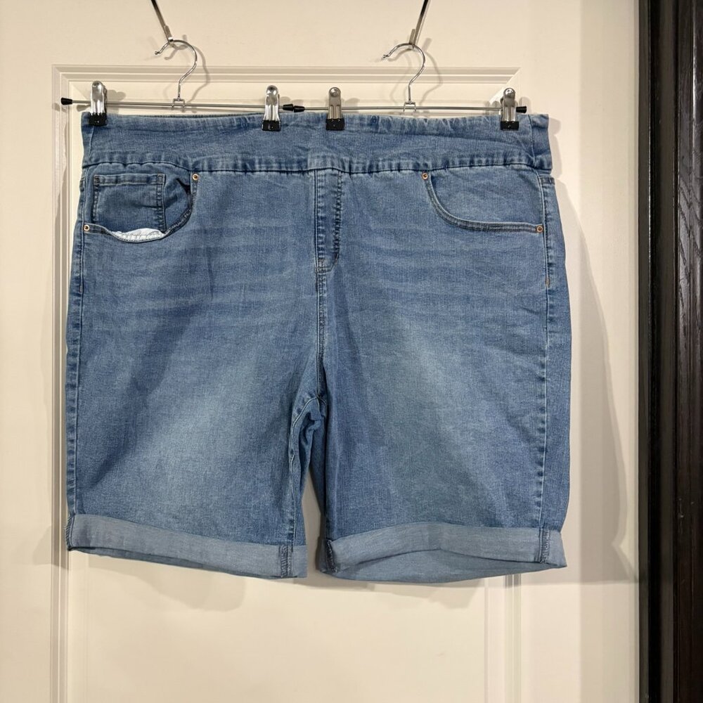 Terra & Sky Women’s Denim Bermuda Shorts Size 3X (24W–26W)